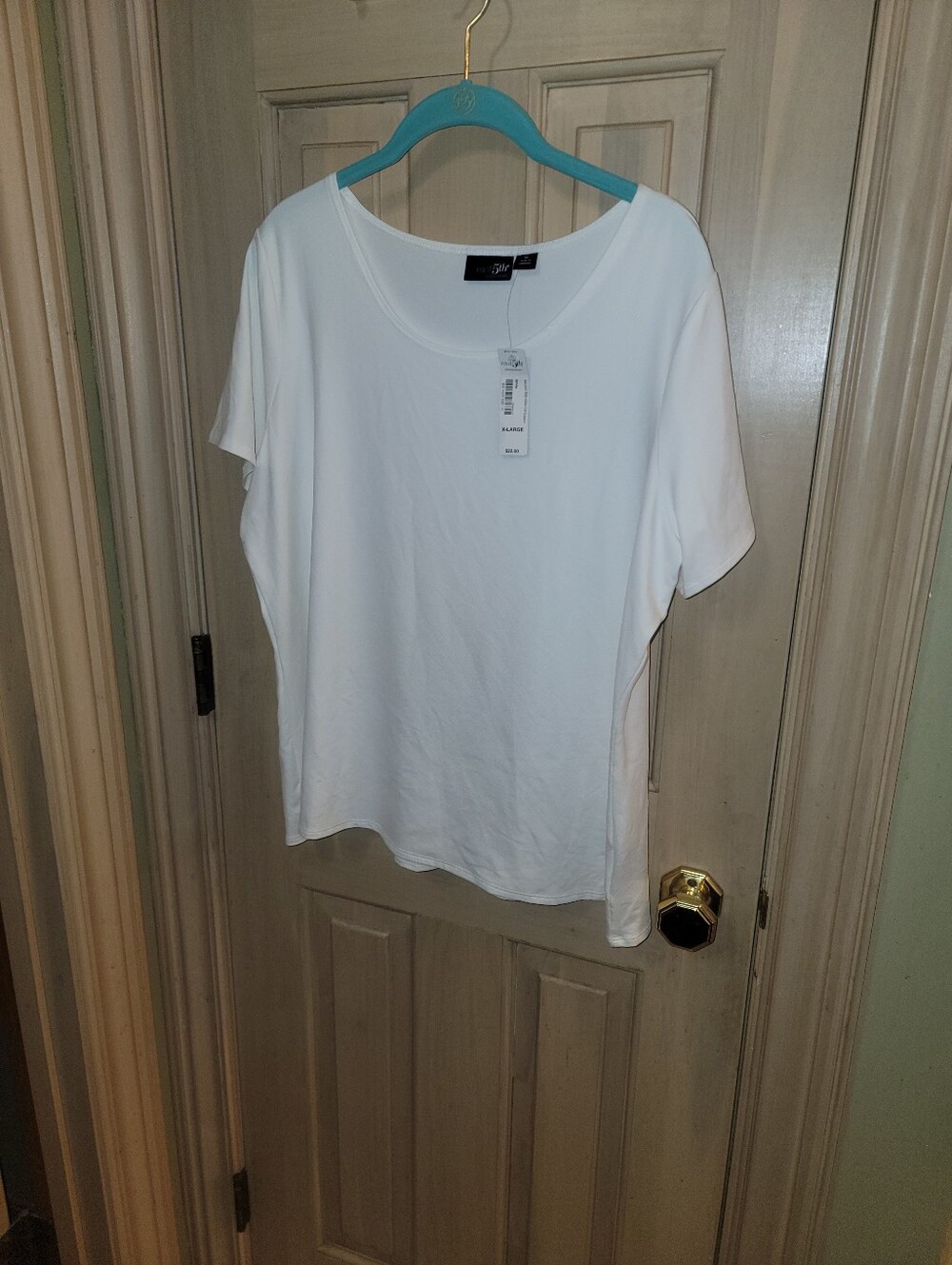 East 5th White Scoop Neck Short Sleeve Top Misses Sz XL NWT